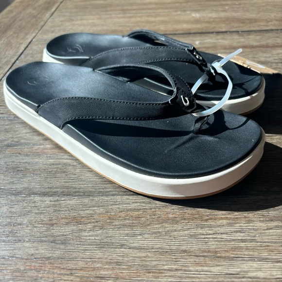 Olukai women’s sandal sz 11 NWT - Picture 5 of 8